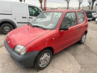 Usata Fiat 600 54 CV (39 kW) 2006 Rosso Utilitaria