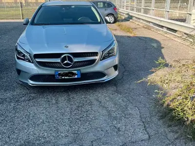 Usata Mercedes CLA200 136 CV (100 kW) 2017 Grigio Coupé