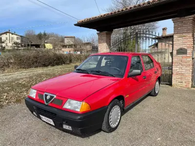 Usata Alfa Romeo 33 89 CV (65 kW) 1990 Rosso Berlina