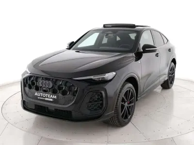 Nuova Audi Q5 Sportback Ambiente 204 CV (150 kW) 2026 Nero mythos SUV