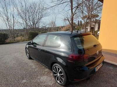 Usata VW Golf VI 122 CV (89 kW) 2010 Nero Utilitaria