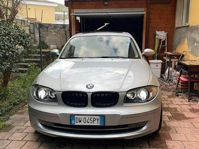 Usata BMW 118 Efficient Dynamics 143 CV (105 kW) 2009 Grigio Utilitaria