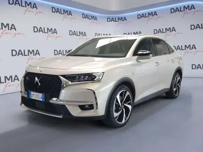 Usata DS Automobiles DS7 Crossback Grand Chic 224 CV (164 kW) 2023 Grigio cristallo SUV
