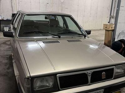 Usata Lancia Prisma 77 CV (56 kW) 1983 Berlina