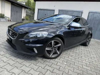 Usado Volvo V40 R-Design 150 CV (110 kW) 2014 Negro Berlina