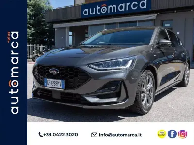 Usata Ford Focus ST-Line 125 CV (91 kW) 2023 Magnetic grey (metallizzato) Berlina