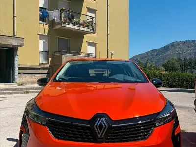 Usata Renault Clio V Evolution 101 CV (74 kW) 2025 Berlina