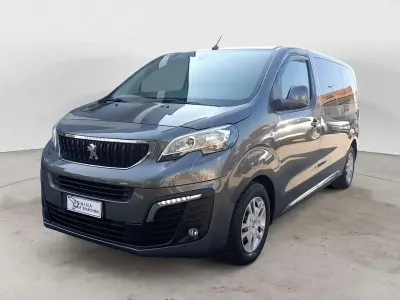 Usata Peugeot Traveller
