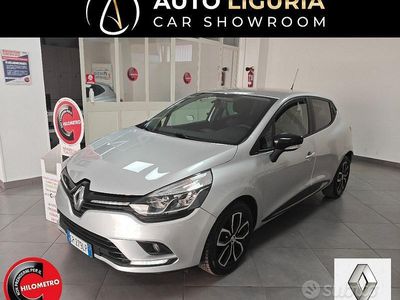 Usata Renault Clio V Intens 91 CV (66 kW) 2020 Grigio Berlina