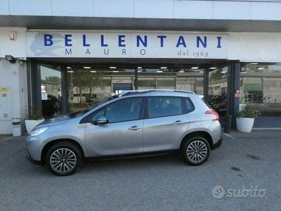 Occasion Peugeot 2008 Active 99 ch (72 kW) 2015 Gris SUV