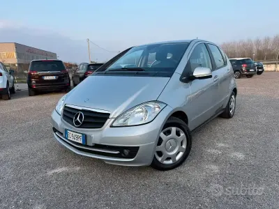 Begagnad Mercedes A160 Executive 95 HK (69 kW) 2010 Grå Sedan