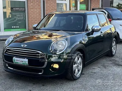 Begagnad Mini One D Business 95 HK (69 kW) 2015 Grön Halvkombi