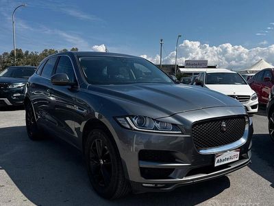 Usata Jaguar F-Pace Portfolio 180 CV (132 kW) 2018 Grigio SUV
