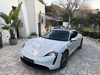 Usata Porsche Taycan Performance Package 350 kW (476 CV) 2021 Berlina