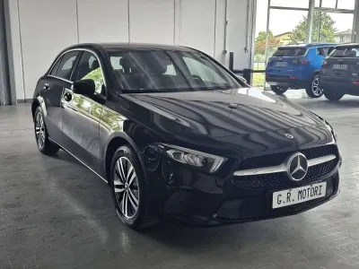 Usata Mercedes A250 Business 160 CV (117 kW) 2022 Nero Berlina