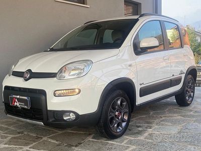 Usata Fiat Panda 4x4 86 CV (63 kW) 2015 Bianco Utilitaria