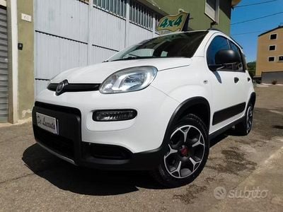 Usata Fiat Panda 4x4 86 CV (63 kW) 2020 Bianco Utilitaria
