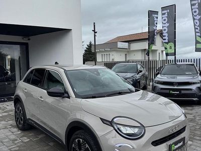 Usata Fiat 600 La Prima 110 CV (80 kW) 2025 Beige SUV