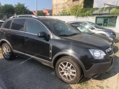 Usata Opel Antara Edition+ 140 CV (102 kW) 2009 Nero SUV