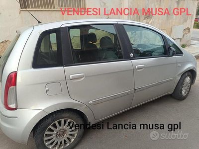 Usata Lancia Musa 2012 Grigio Monovolume