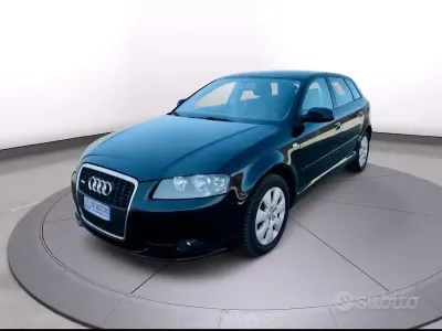 Käytetty Audi A3 90 HP (66 kW) 2012 Musta Viistoperä