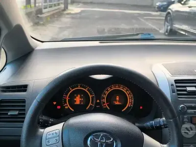 Usata Toyota Auris 177 CV (130 kW) 2007 Nero Berlina