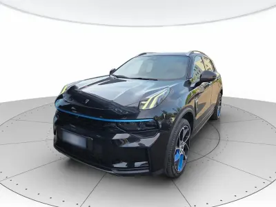 Usata Lynk & Co 01 180 CV (132 kW) 2023 Nero SUV