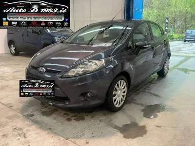Occasion Ford Fiesta Titanium 69 ch (50 kW) 2010 Gris Berline