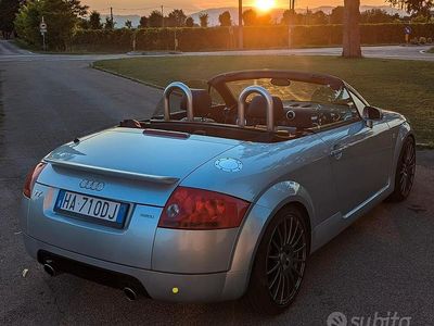 Usata Audi TT Roadster S-Line 225 CV (165 kW) 2000 Grigio Cabrio