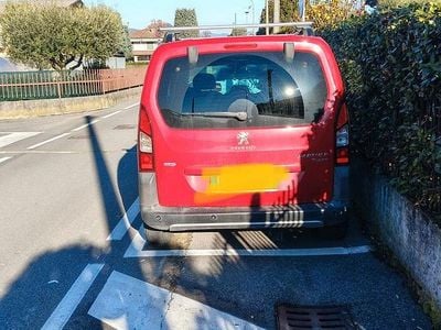 Usata Peugeot Partner 2015 Rosso Monovolume