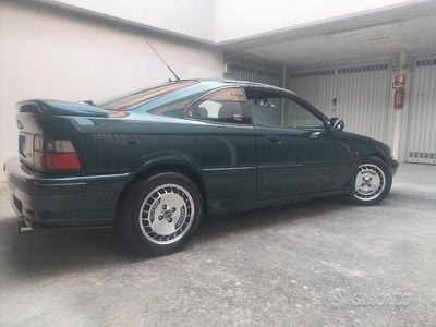 Usata Rover 220 200 CV (147 kW) 1994 Verde Coupé