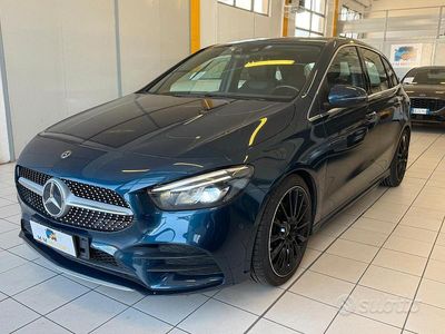 Usata Mercedes B200 Executive 150 CV (110 kW) 2019 Blu Monovolume