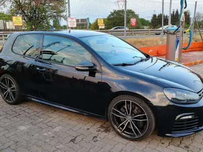 Usata VW Golf VI R 271 CV (199 kW) 2011 Nero Utilitaria