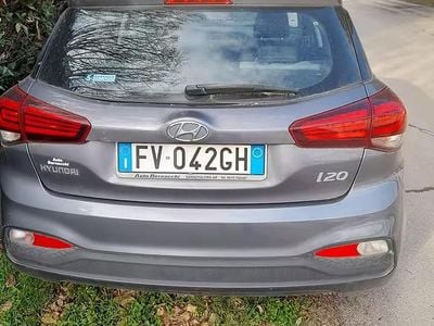 Usata Hyundai i20 75 CV (55 kW) 2019 Grigio Utilitaria