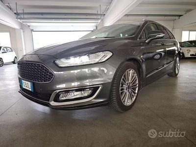 Begagnad Ford Mondeo Vignale 180 HK (132 kW) 2016 Grå Kombi