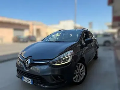 Usata Renault Clio GrandTour 90 CV (66 kW) 2018 Bluazzurro Station wagon