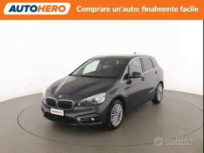 Begagnad BMW 220 Luxury Line 190 HK (139 kW) 2018 Blå Minibuss
