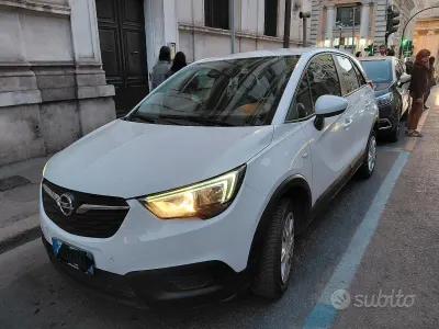 Usata Opel Crossland 81 CV (59 kW) 2018 Bianco SUV