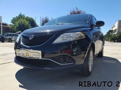 usata Lancia Ypsilon 1.2 69 CV 5 porte Platinum EURO6