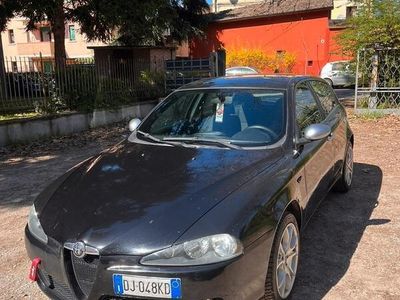 usata Alfa Romeo 147 147 1.9 JTD (120) 5 porte Black Line