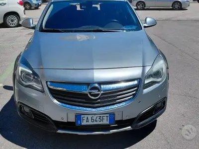 Usata Opel Insignia 163 CV (119 kW) 2015 Station wagon