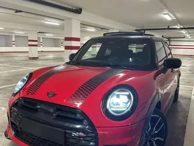 Usata Mini John Cooper Works 204 CV (150 kW) 2024 Rosso Utilitaria