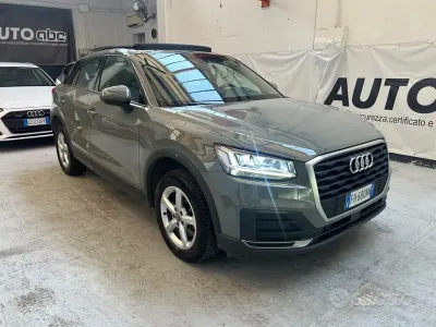Usata Audi Q2 Sport 116 CV (85 kW) 2017 Grigio SUV