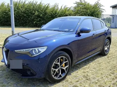 Usata Alfa Romeo Stelvio 210 CV (154 kW) 2019 Bluazzurro SUV