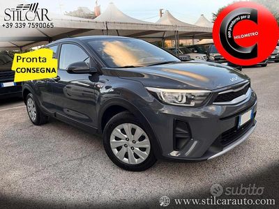 Usata Kia Stonic Urban 84 CV (61 kW) 2022 Grigio SUV