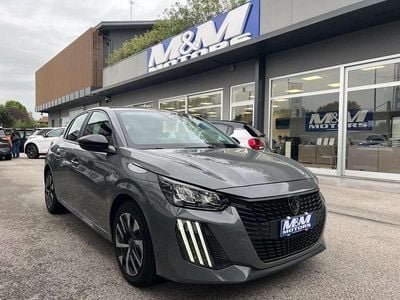 Usata Peugeot 208 Active 101 CV (74 kW) 2024 Grigio scuro Utilitaria