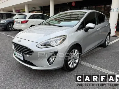 Usata Ford Fiesta Titanium 95 CV (69 kW) 2020 Grigio Utilitaria