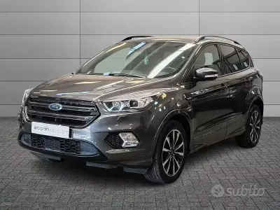 Usata Ford Kuga ST-Line 120 CV (88 kW) 2019 Grigio SUV