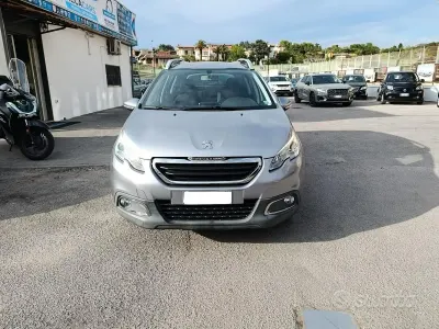 Usata Peugeot 2008 Access 82 CV (60 kW) 2015 Grigio SUV