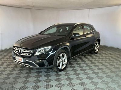 Usata Mercedes GLA200 135 CV (99 kW) 2017 Nero SUV